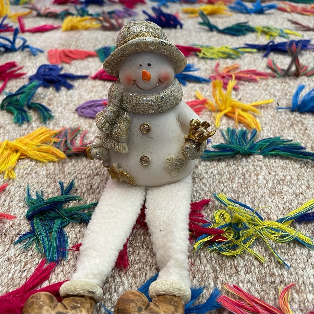 Snowman with dangling legs decoration
